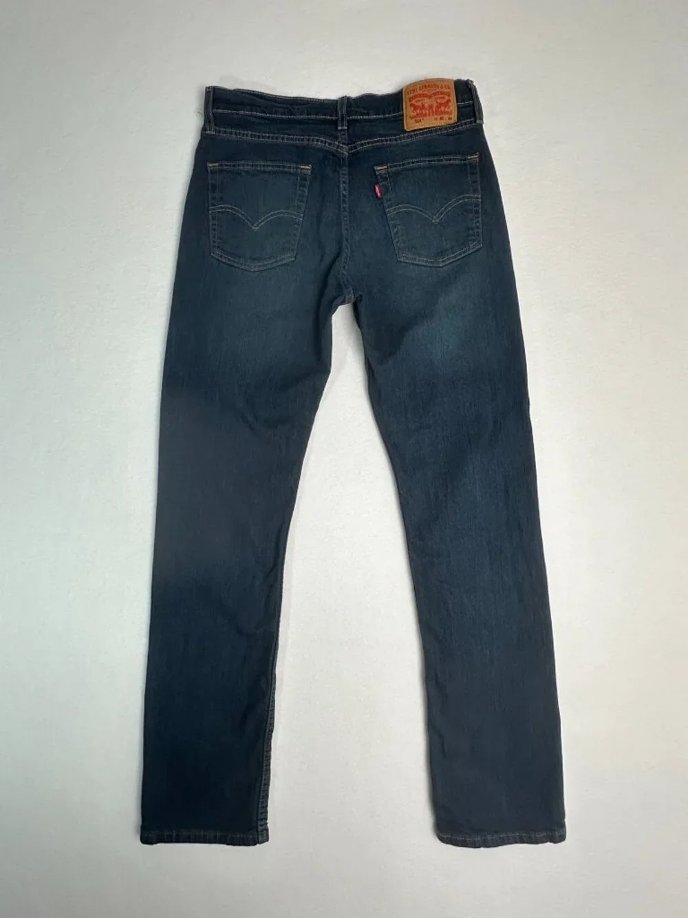 Levi’s 514 Classic Fit Straight Leg Jeans Dark Wash – Men’s 32x34